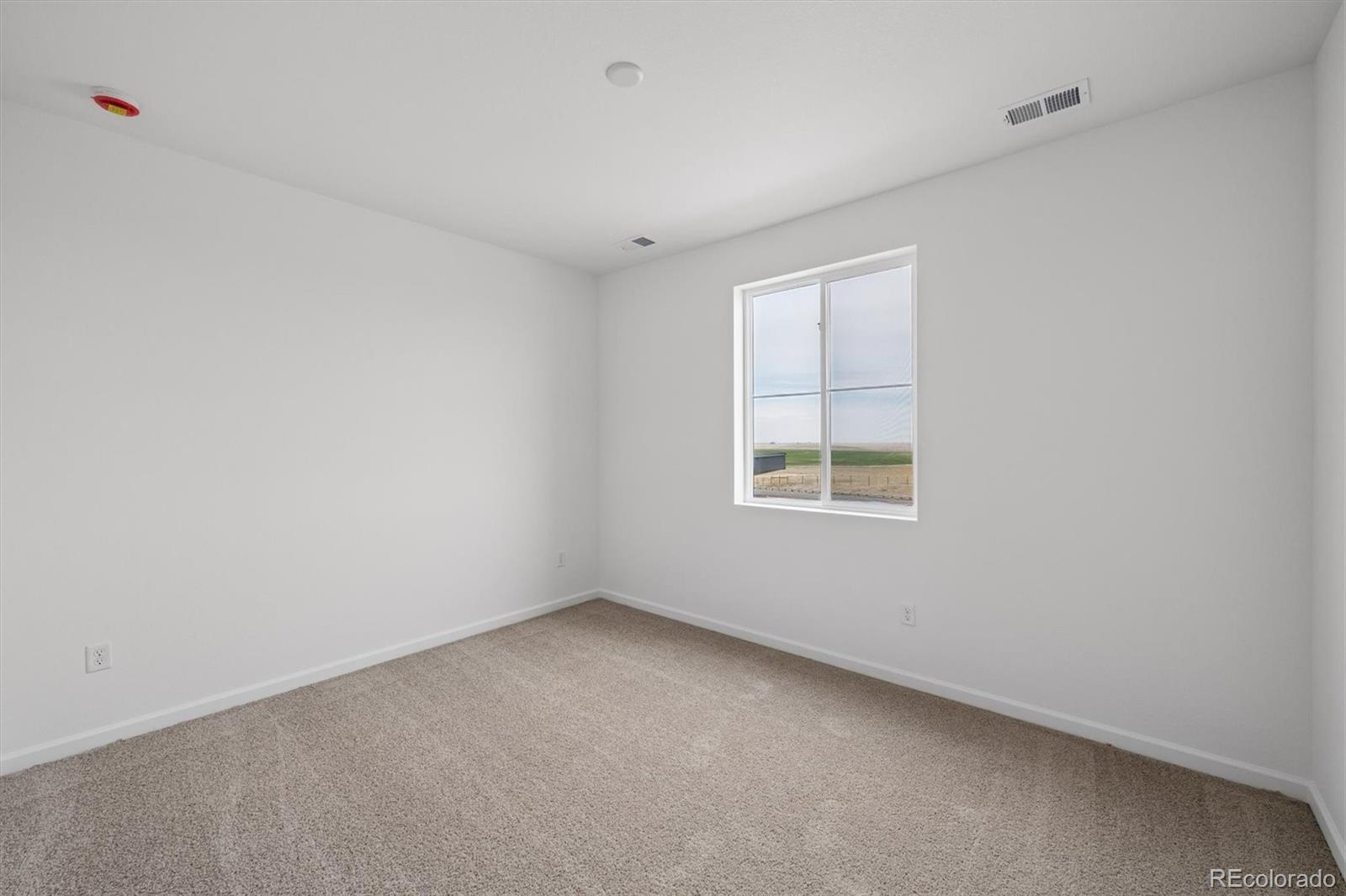 MLS Image #13 for 21361 e 67th avenue,aurora, Colorado