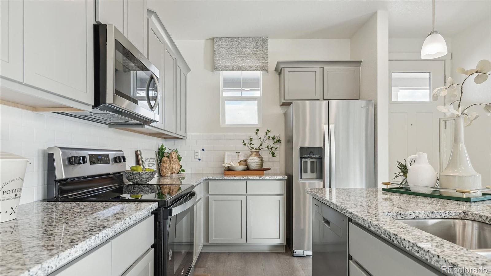 MLS Image #4 for 9872  argonne street,commerce city, Colorado
