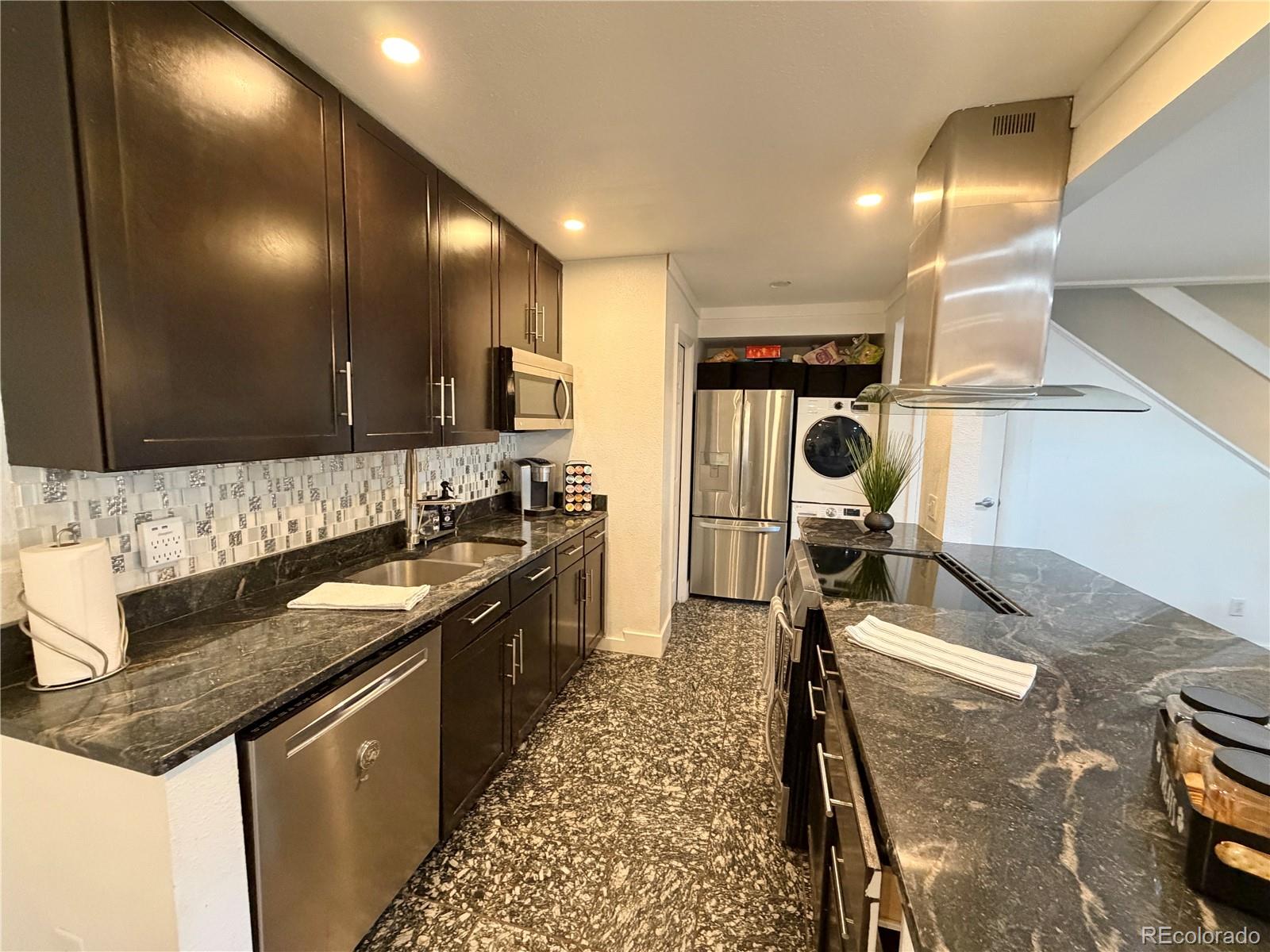 MLS Image #7 for 7995 e mississippi avenue k9,denver, Colorado