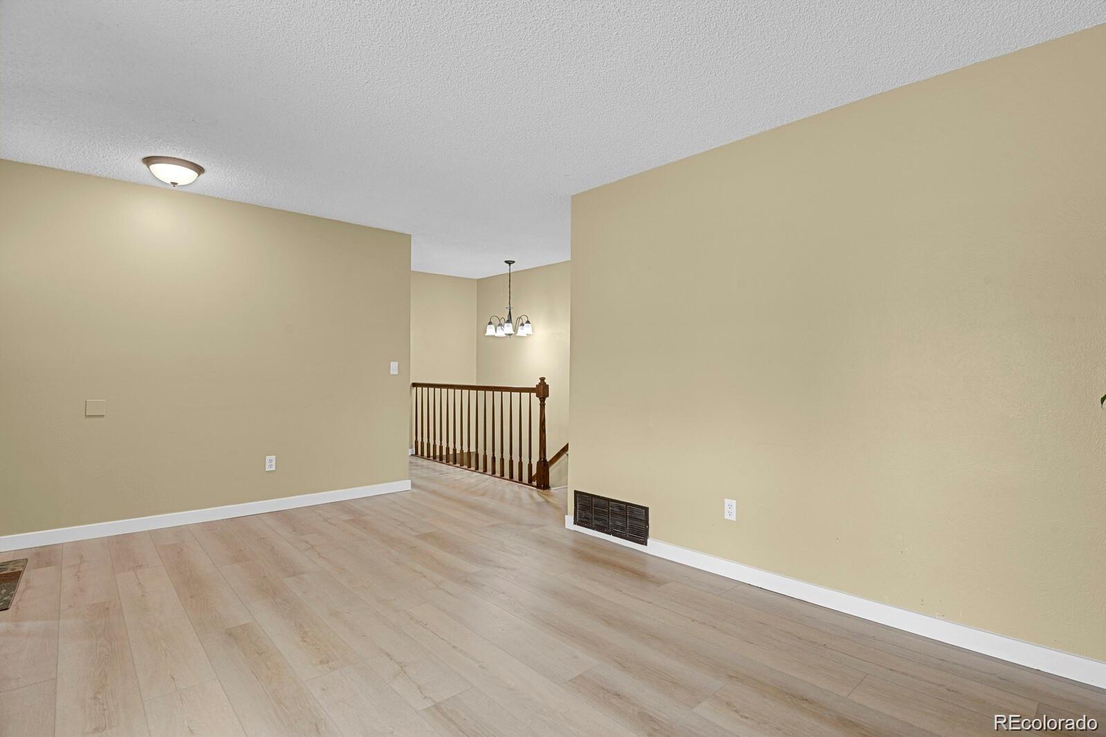 MLS Image #8 for 9749 w fairview avenue,littleton, Colorado