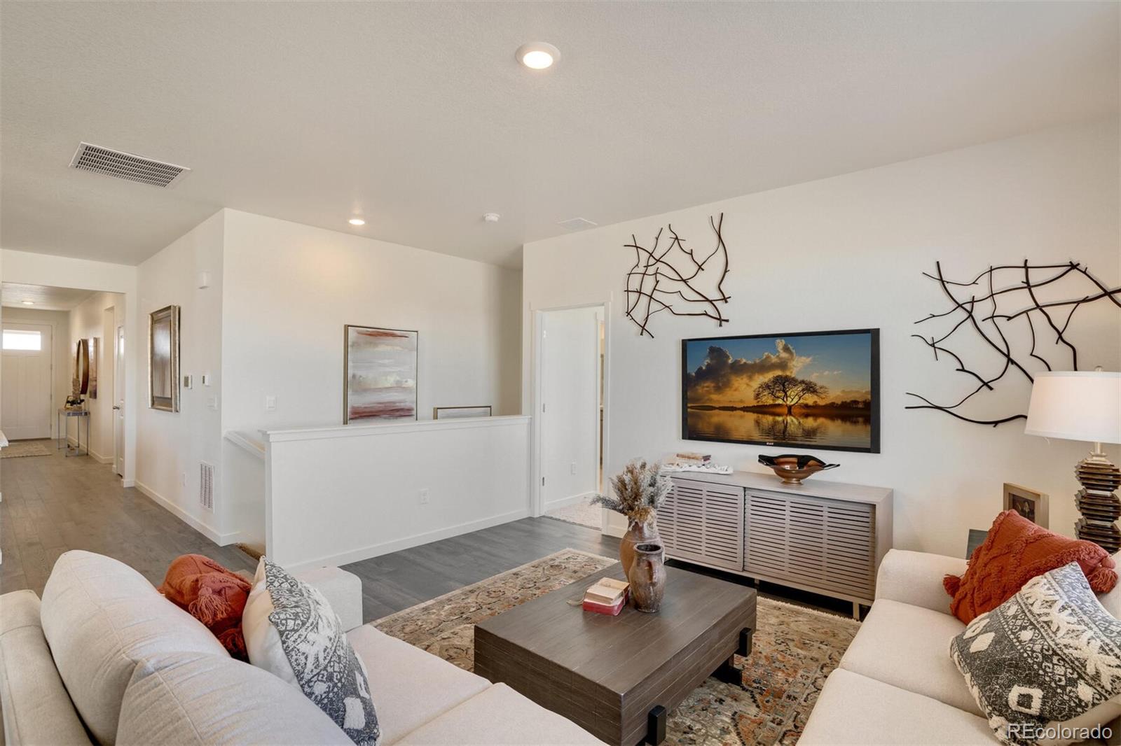 MLS Image #4 for 9917  danube court,commerce city, Colorado