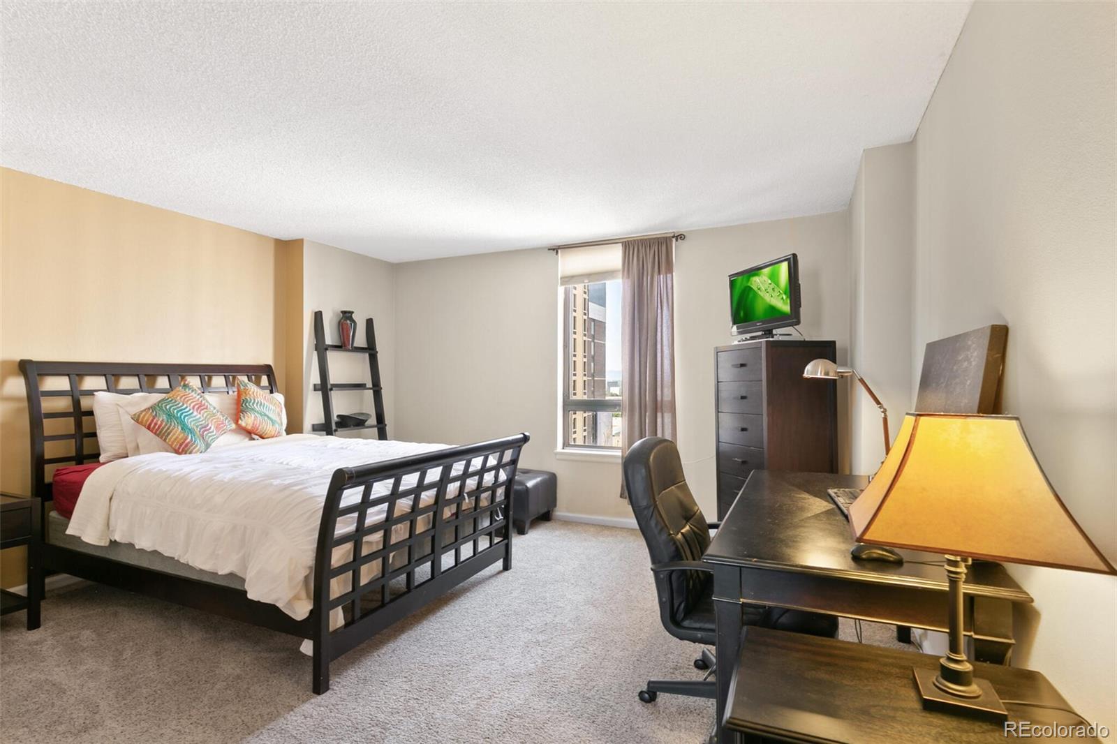 MLS Image #18 for 1020  15th street 16a,denver, Colorado