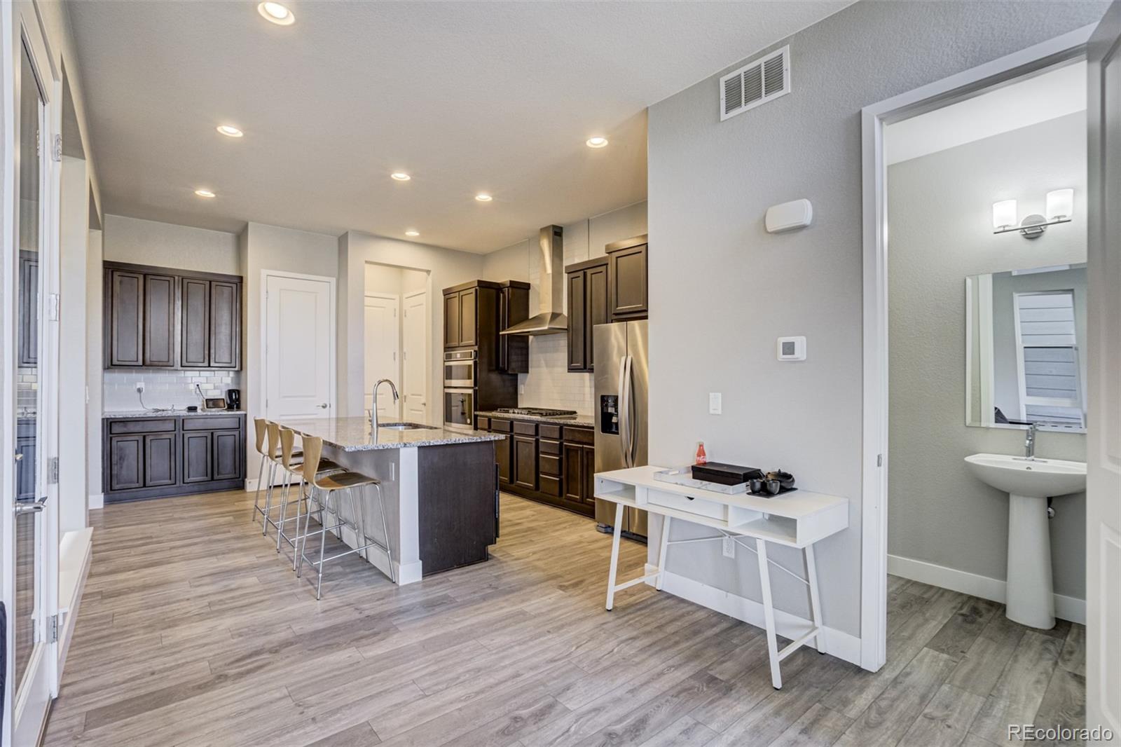 MLS Image #9 for 21420 e 61st drive,aurora, Colorado