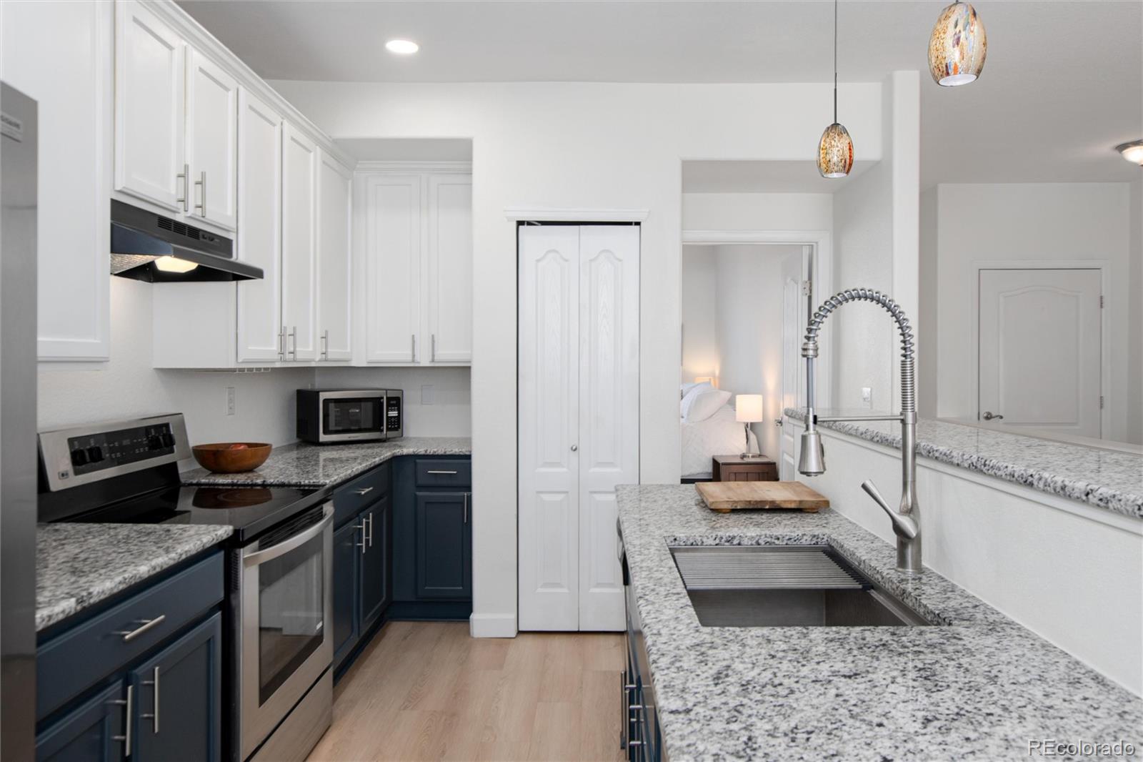 MLS Image #14 for 10336 w 55th place 204,arvada, Colorado