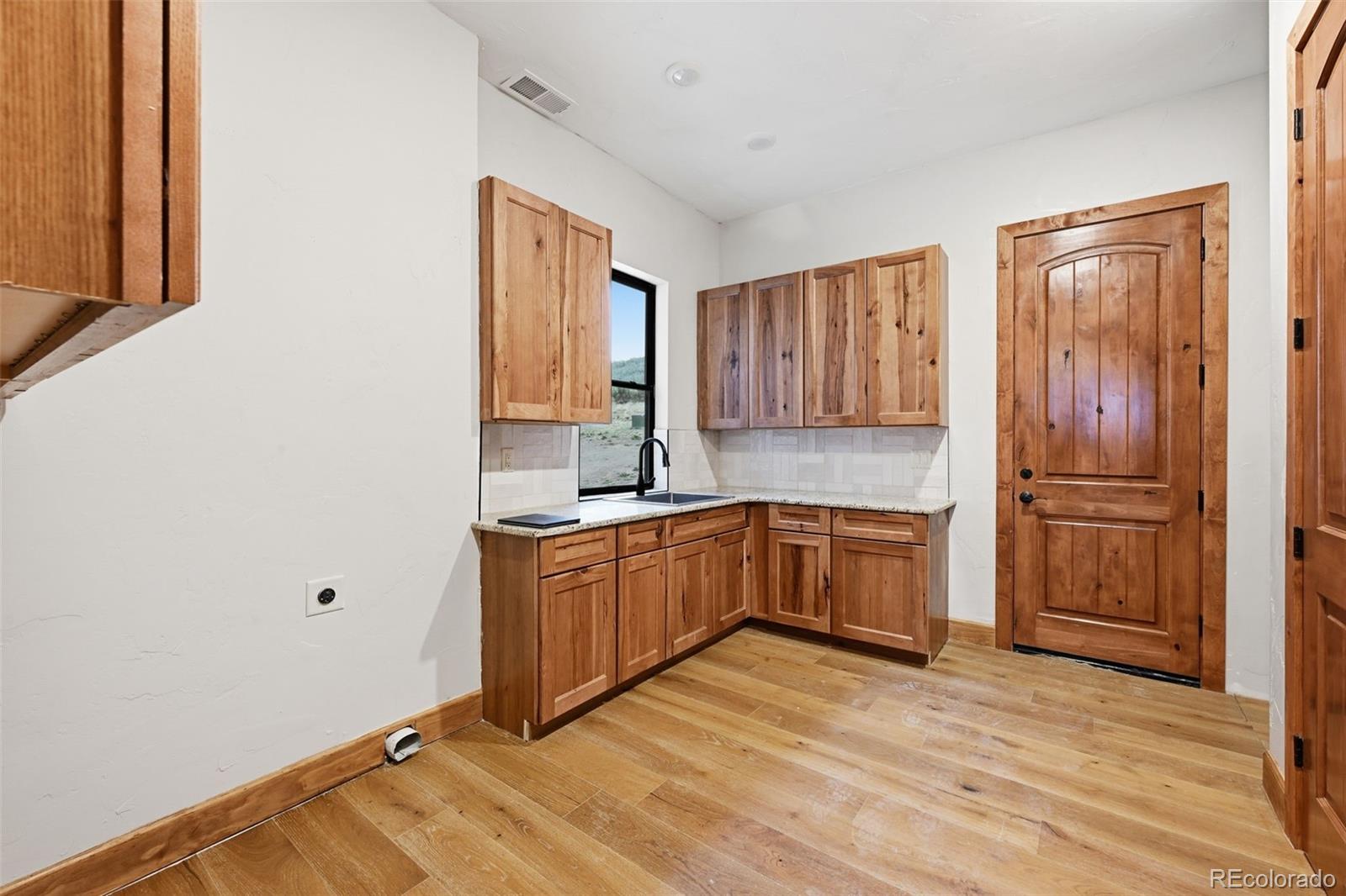 MLS Image #18 for 5320  dual rey point,sedalia, Colorado