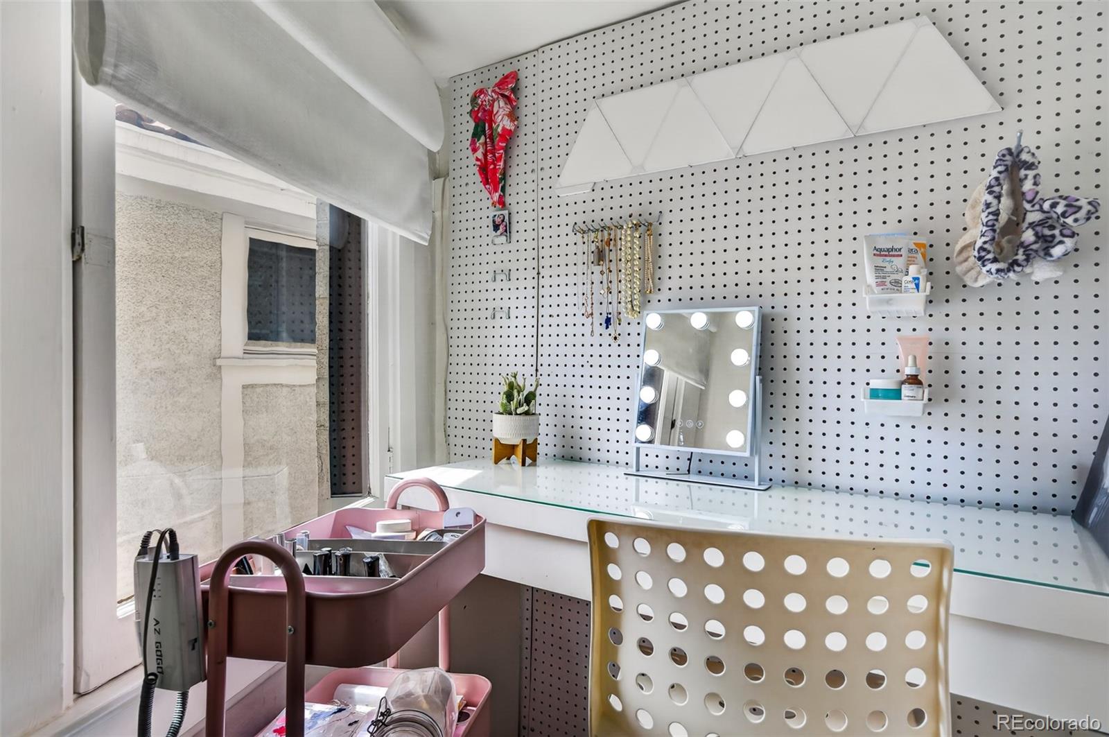 MLS Image #37 for 1409  columbine street,denver, Colorado