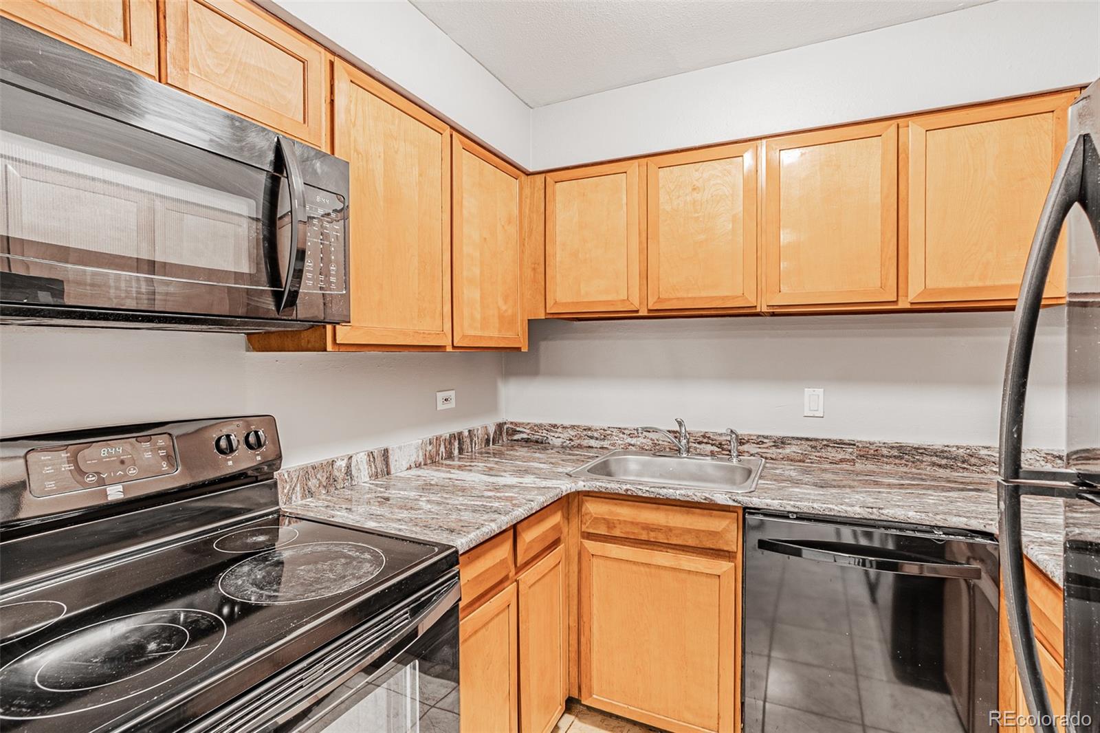 MLS Image #4 for 1366  garfield street,denver, Colorado