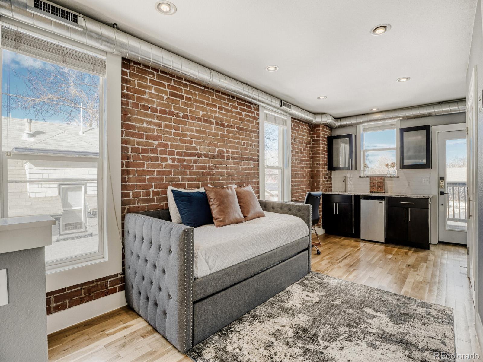 MLS Image #19 for 1521 e 29th avenue,denver, Colorado