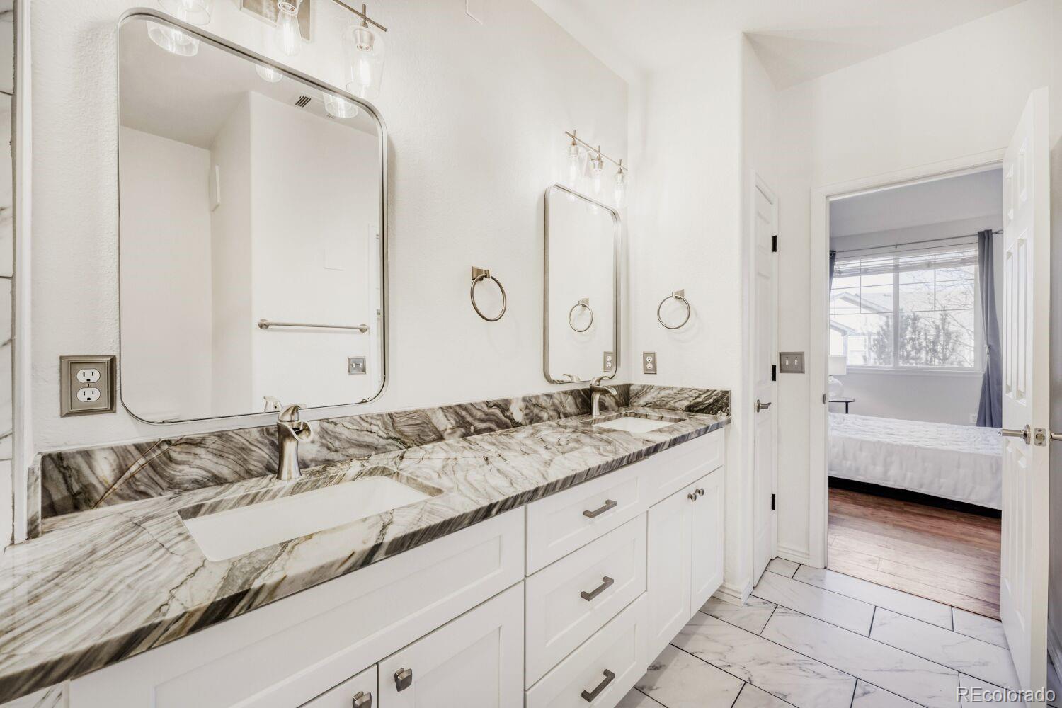MLS Image #16 for 2154 s fulton circle,aurora, Colorado