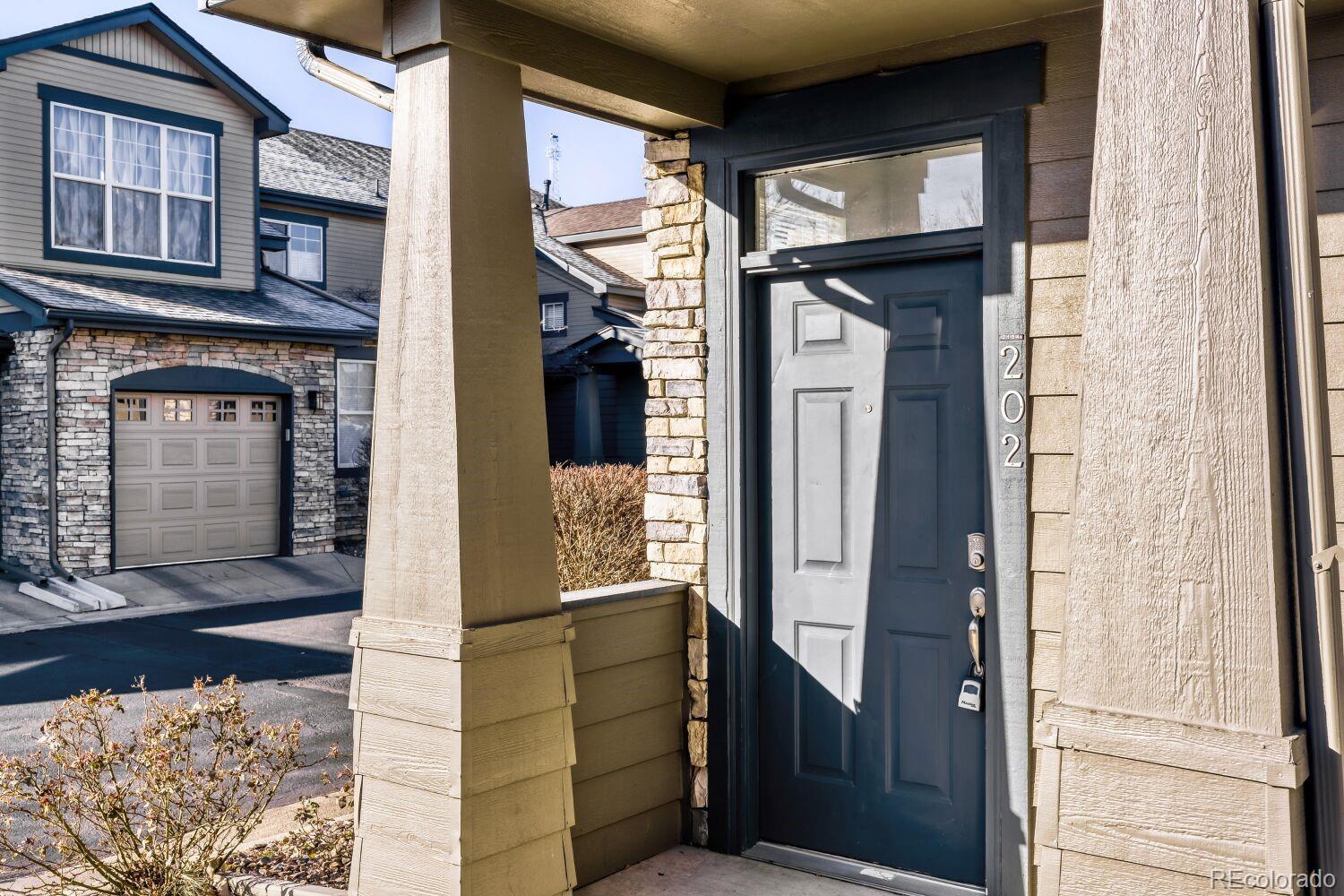 MLS Image #2 for 2154 s fulton circle,aurora, Colorado