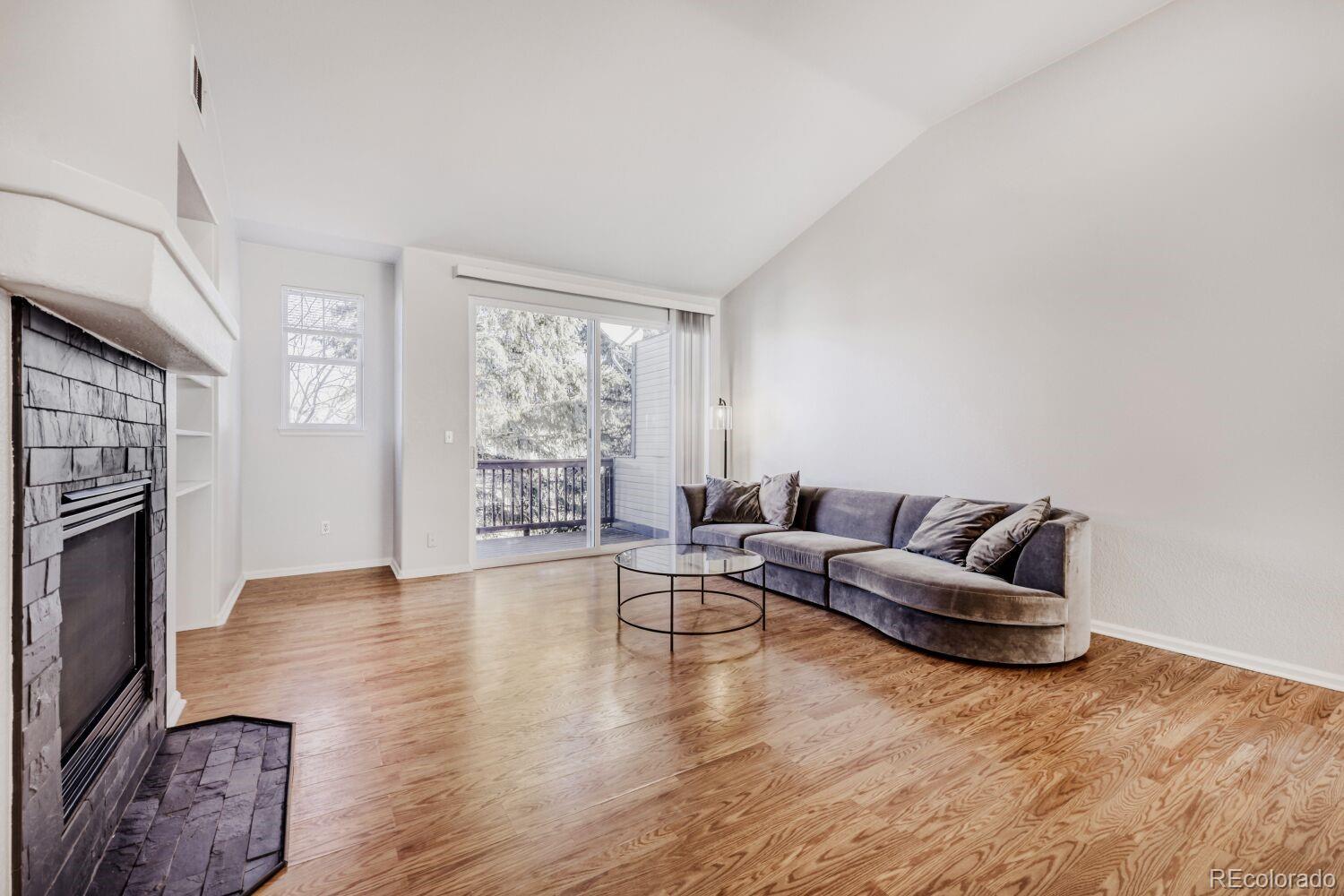 MLS Image #4 for 2154 s fulton circle,aurora, Colorado