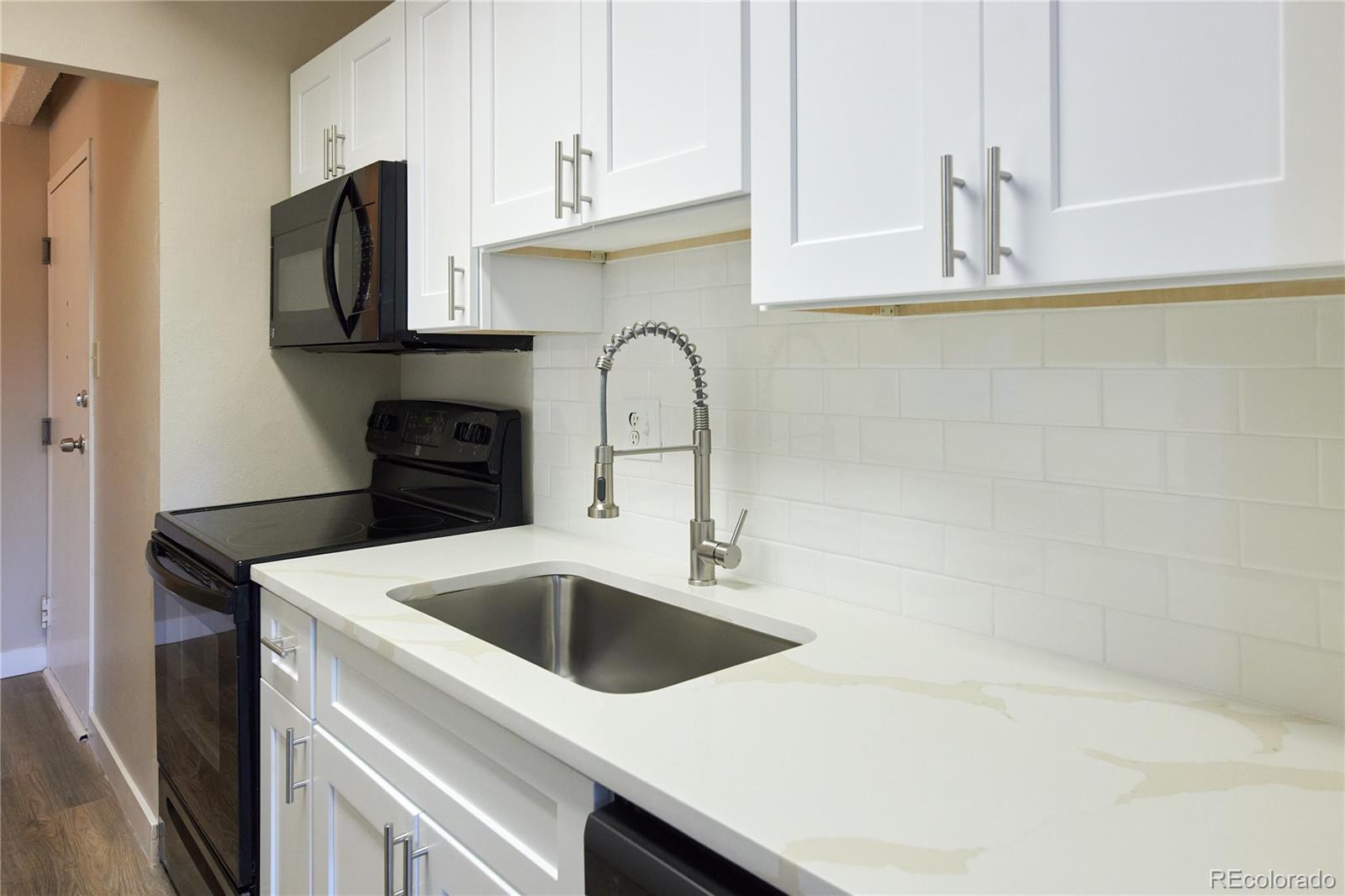 MLS Image #6 for 8060 e girard avenue,denver, Colorado