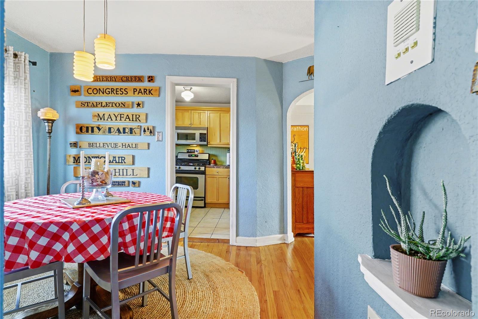 MLS Image #10 for 1481  ash street,denver, Colorado