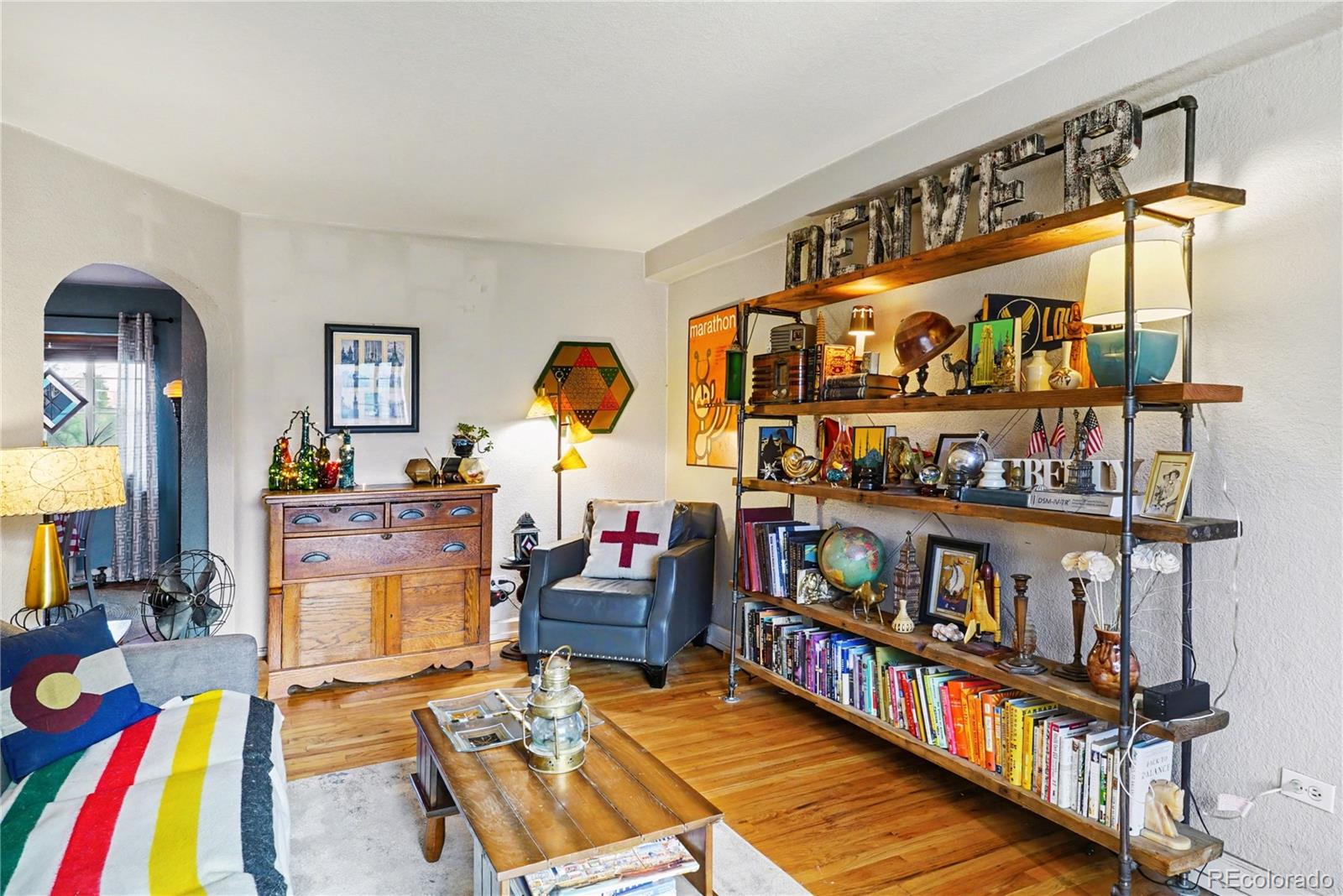 MLS Image #5 for 1481  ash street,denver, Colorado