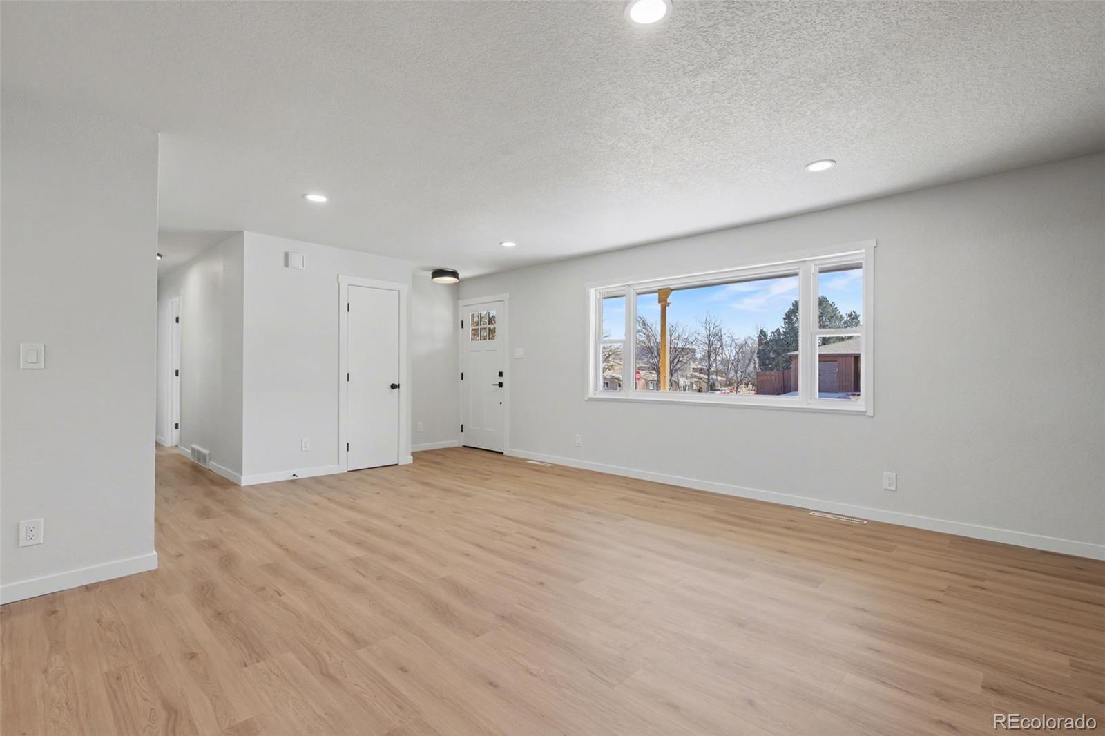 MLS Image #2 for 1002  milky way,colorado springs, Colorado