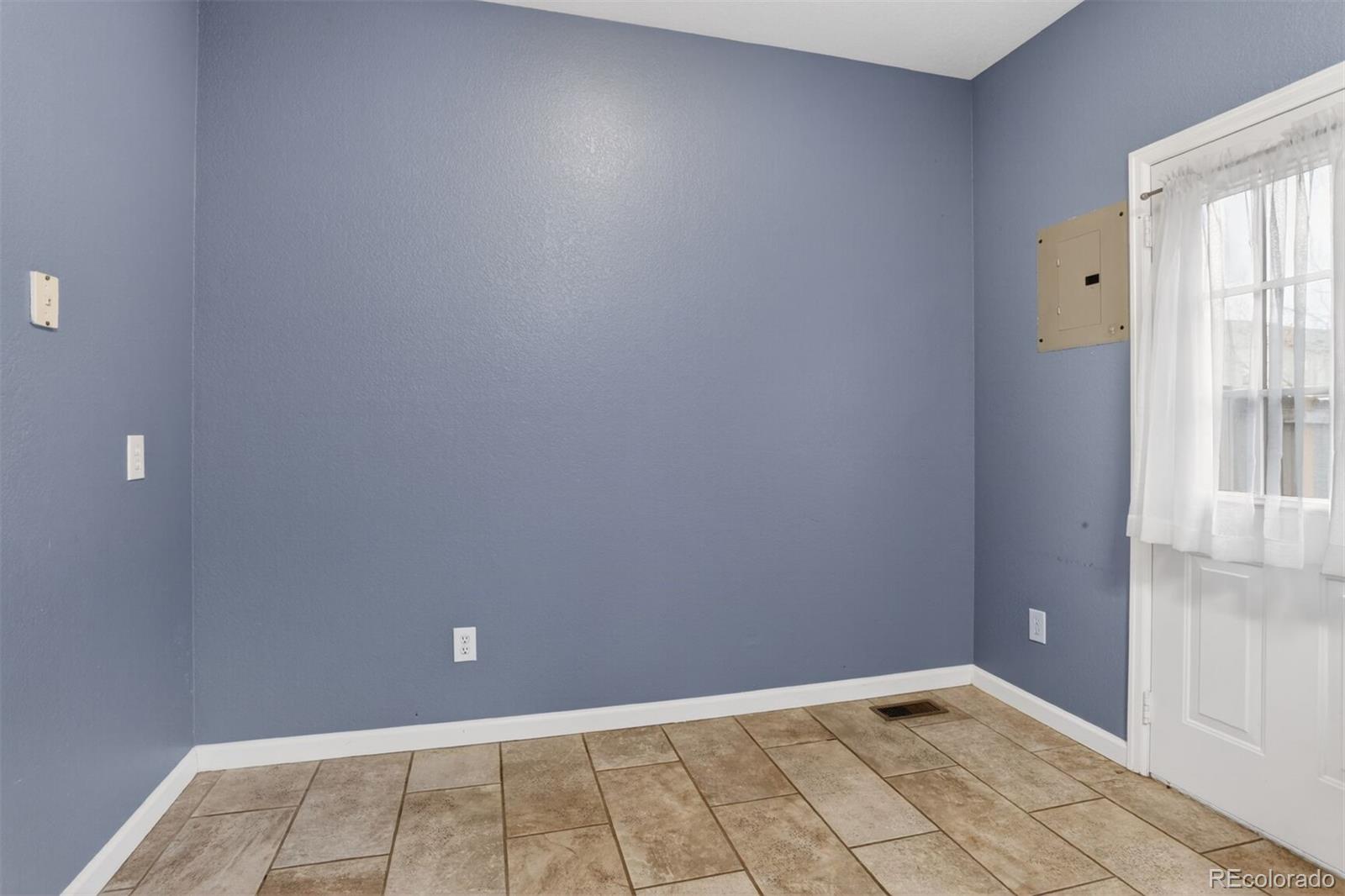 MLS Image #7 for 10693 w 63rd drive,arvada, Colorado