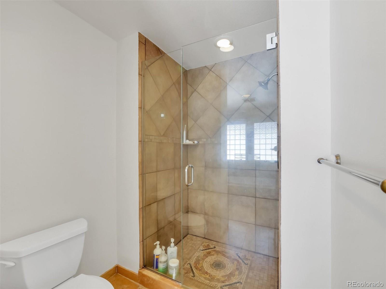 MLS Image #19 for 2442 s madison street,denver, Colorado