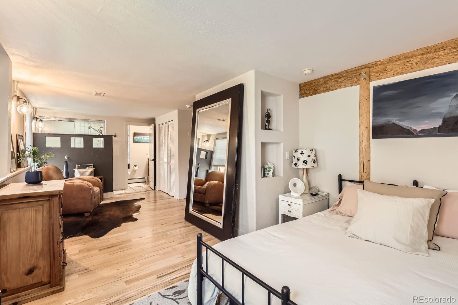 MLS Image #14 for 2314  dexter street,denver, Colorado