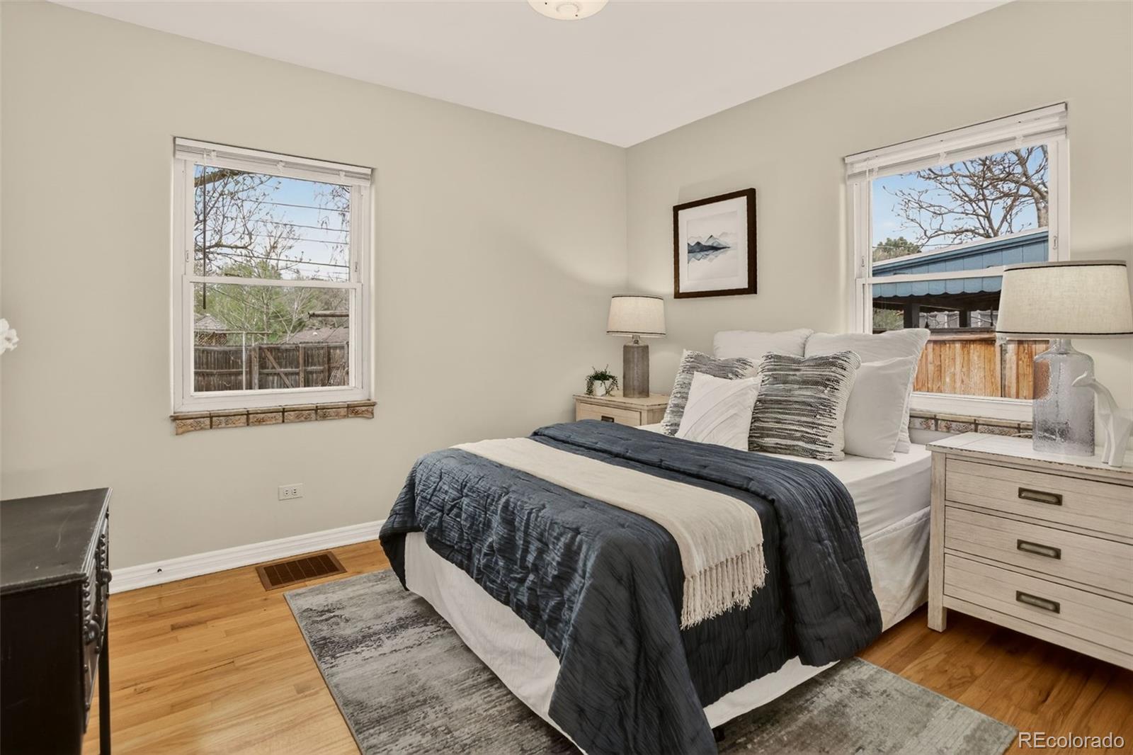 MLS Image #27 for 1381  newport street,denver, Colorado