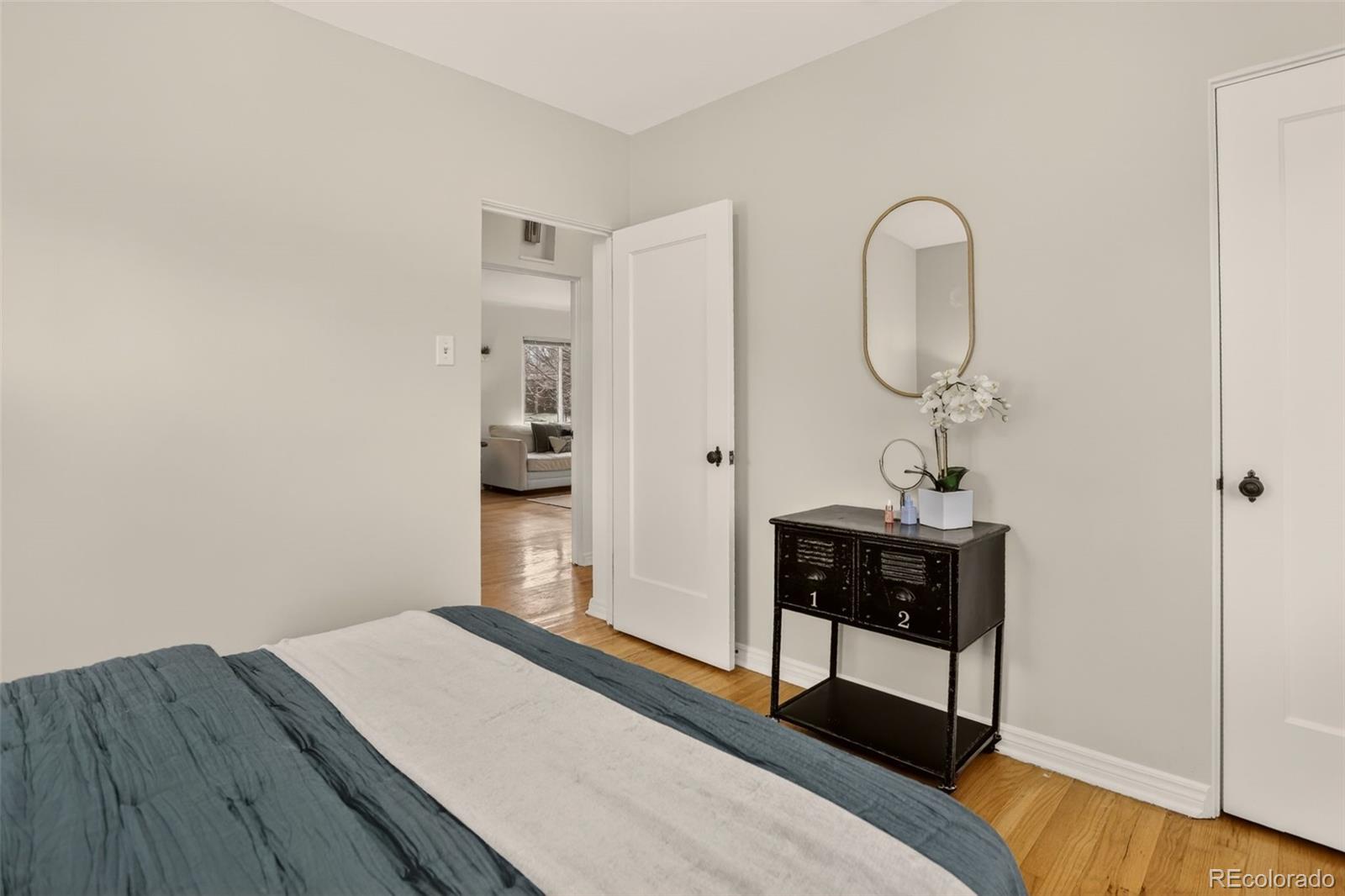 MLS Image #30 for 1381  newport street,denver, Colorado