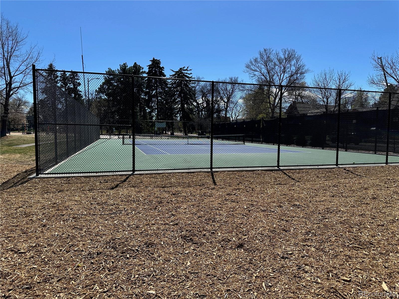 MLS Image #37 for 1381  newport street,denver, Colorado