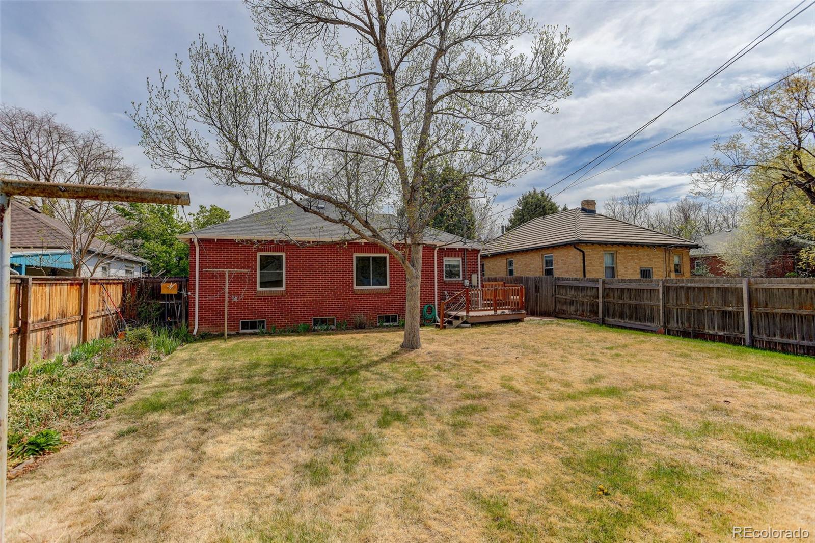 MLS Image #7 for 1381  newport street,denver, Colorado