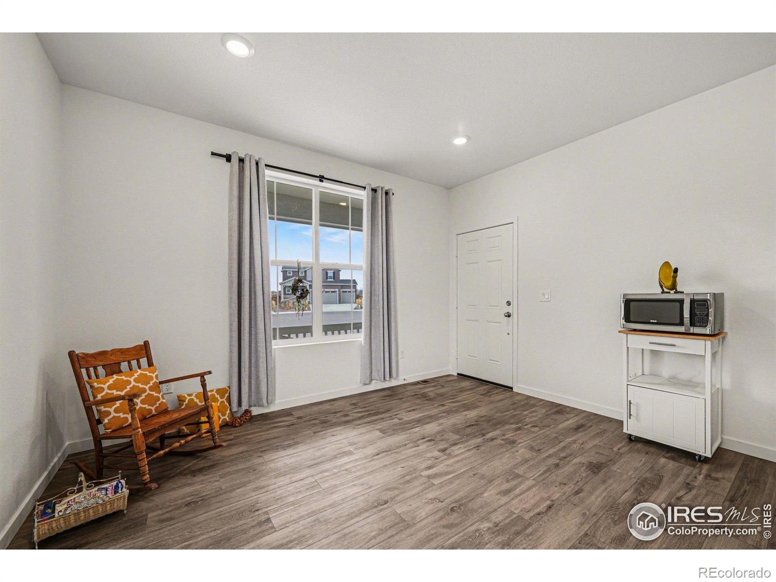 MLS Image #11 for 5548  runge court,timnath, Colorado