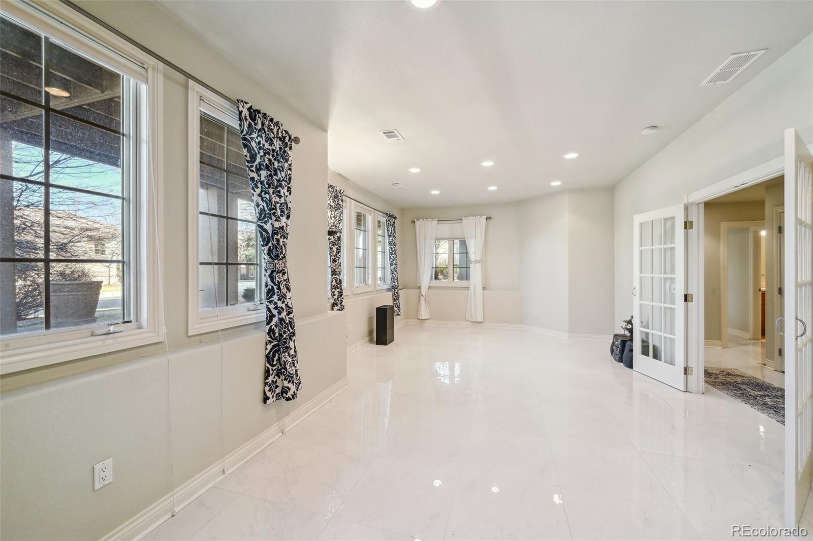 MLS Image #29 for 13901 e saratoga place,aurora, Colorado