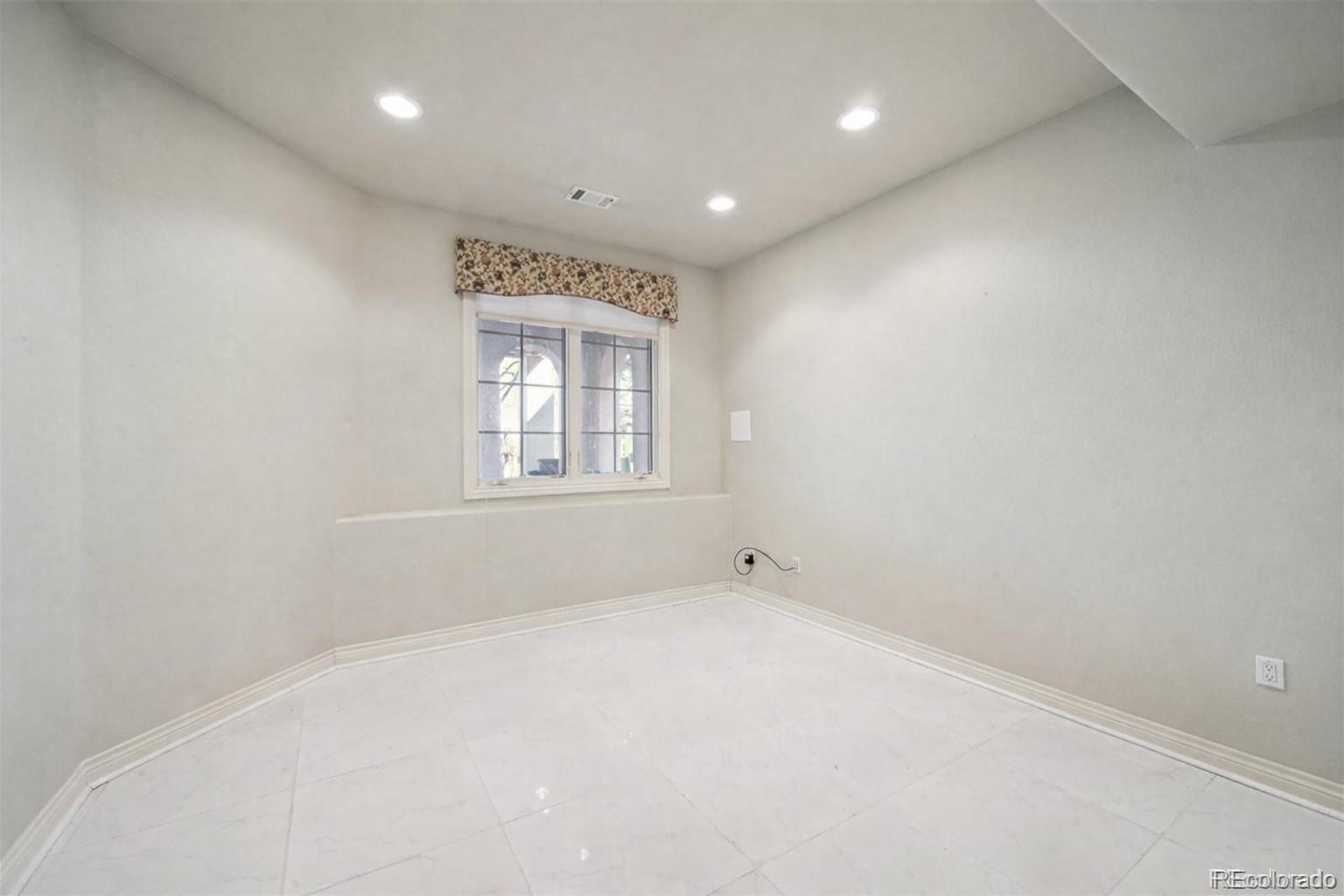 MLS Image #30 for 13901 e saratoga place,aurora, Colorado
