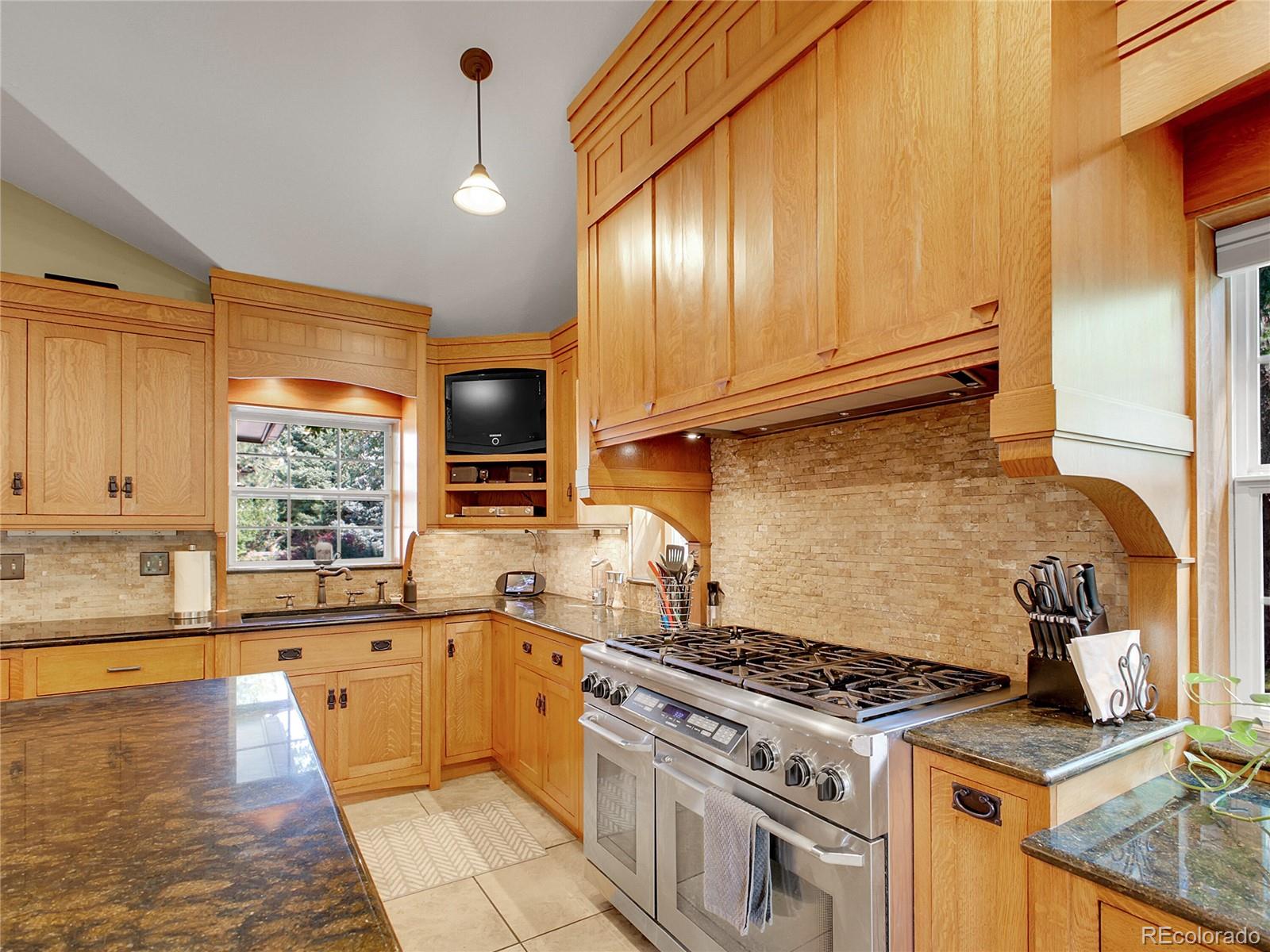 MLS Image #7 for 16395 w 54th avenue,golden, Colorado