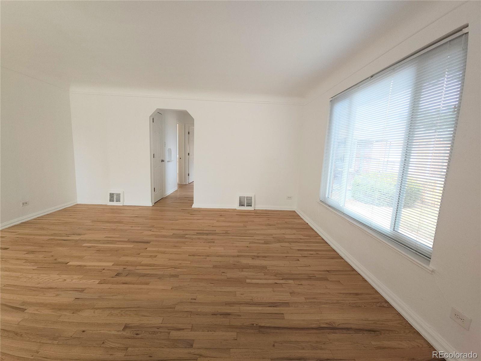 MLS Image #4 for 1543 n willow street,denver, Colorado