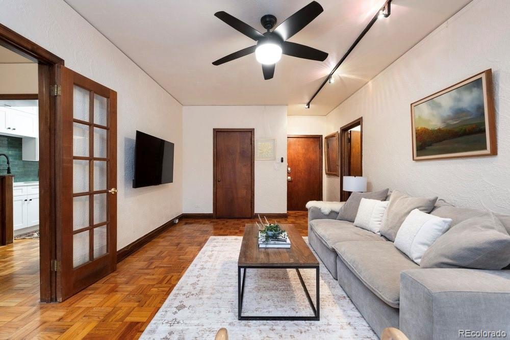 MLS Image #12 for 963 n logan street,denver, Colorado