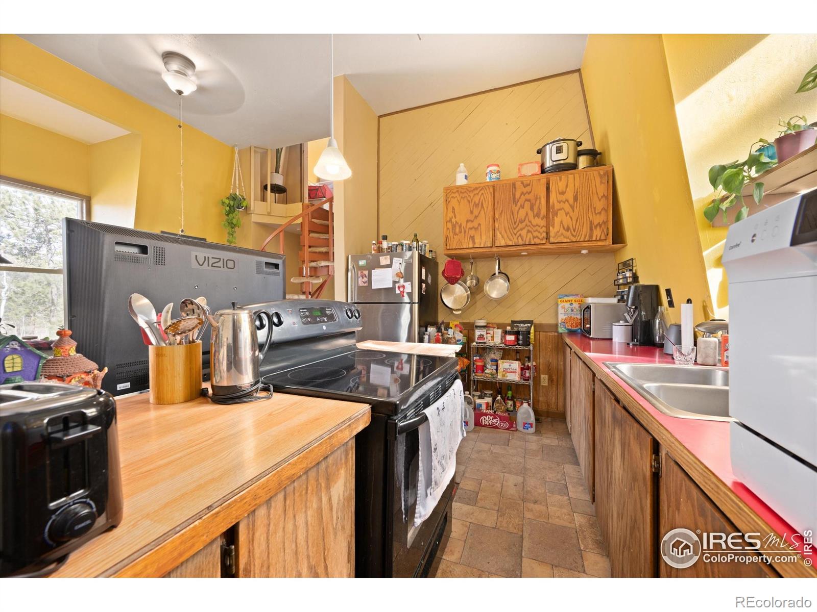 MLS Image #10 for 156  mountain meadow lane,bellvue, Colorado