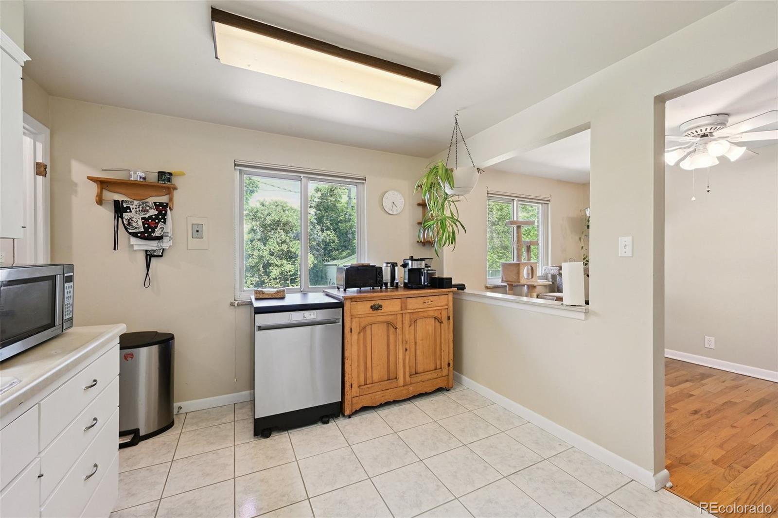 MLS Image #8 for 8250  chase way,arvada, Colorado