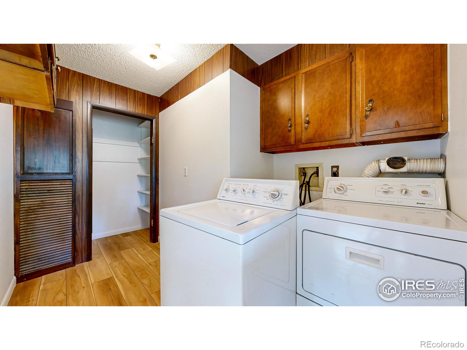 MLS Image #13 for 163  west creek road,glen haven, Colorado