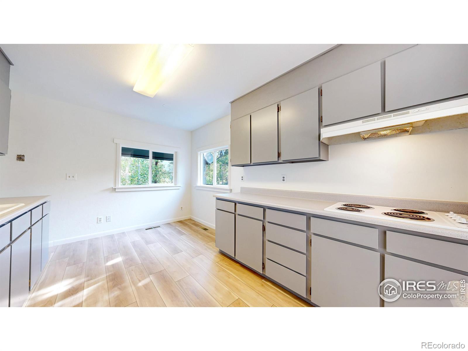 MLS Image #8 for 163  west creek road,glen haven, Colorado