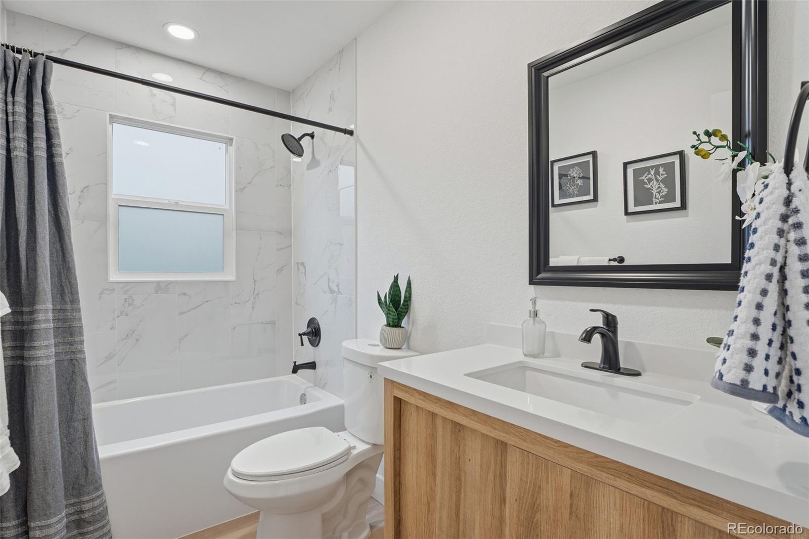 MLS Image #20 for 2280 s knox court,denver, Colorado
