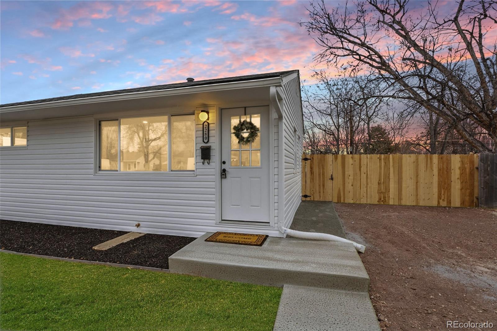 MLS Image #27 for 2280 s knox court,denver, Colorado