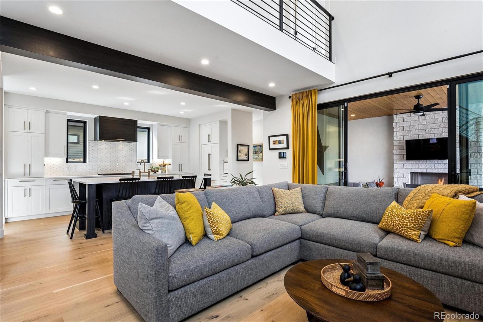 MLS Image #11 for 1603 s elm street,denver, Colorado