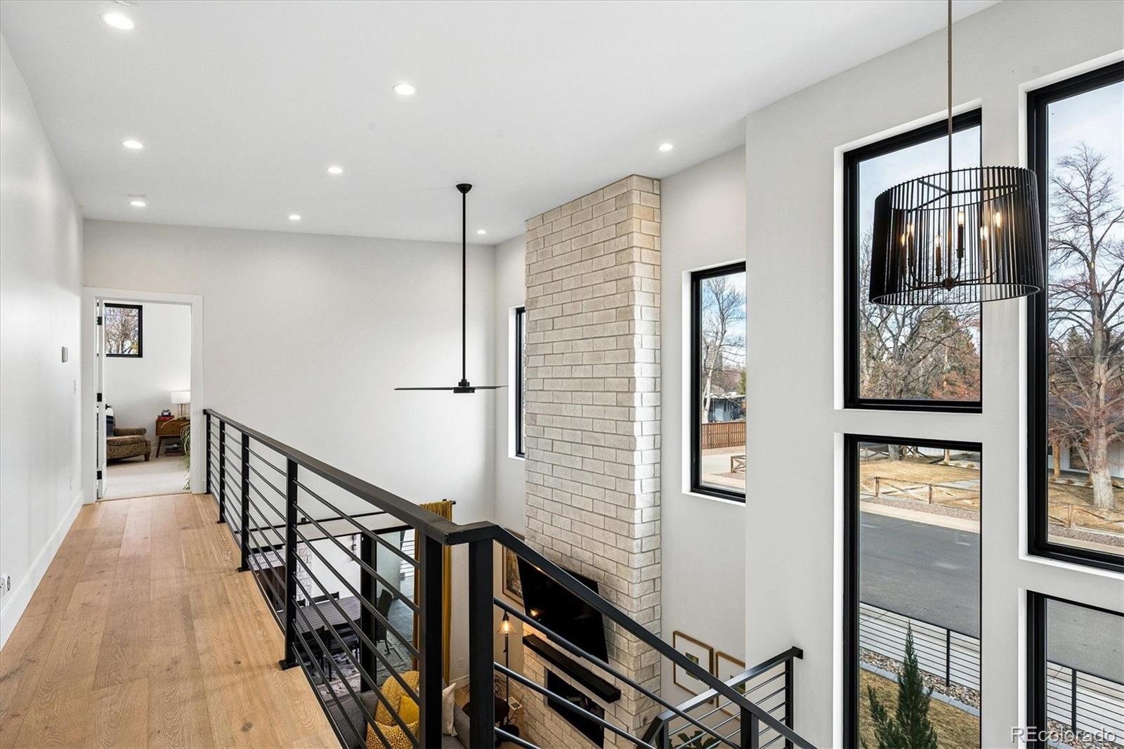 MLS Image #20 for 1603 s elm street,denver, Colorado