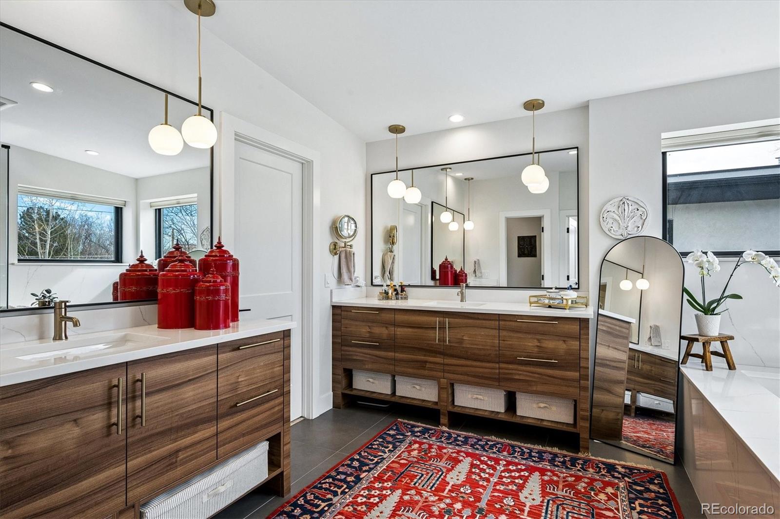 MLS Image #23 for 1603 s elm street,denver, Colorado