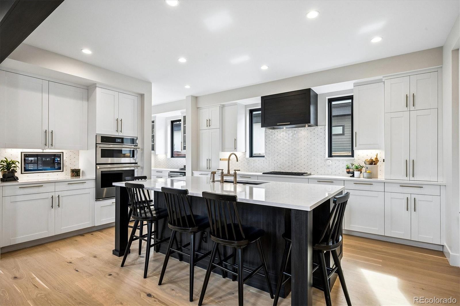 MLS Image #8 for 1603 s elm street,denver, Colorado