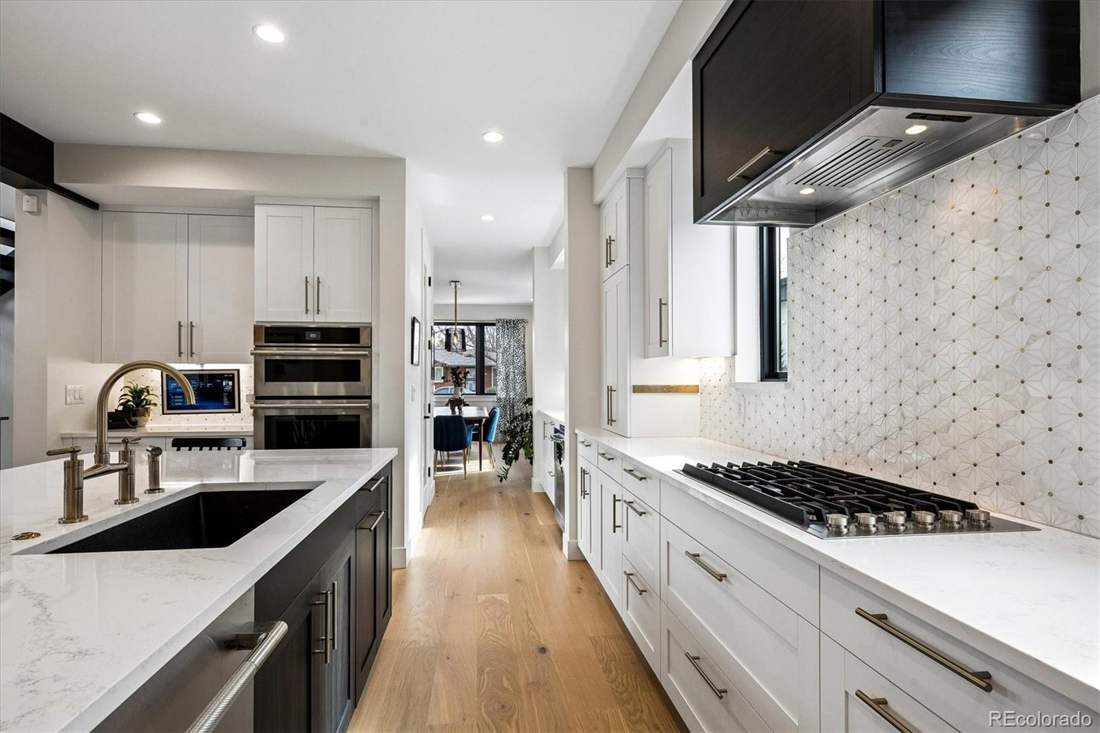 MLS Image #9 for 1603 s elm street,denver, Colorado