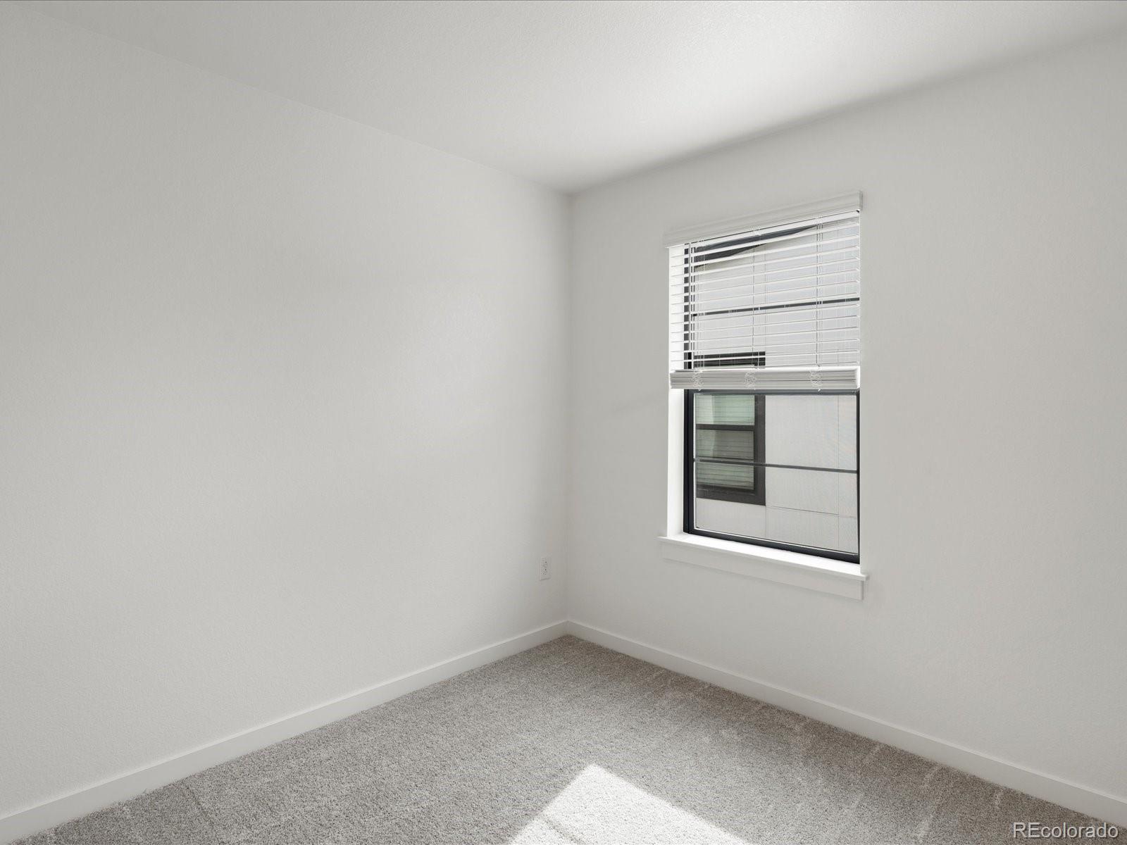 MLS Image #11 for 2060 s holly street 2,denver, Colorado