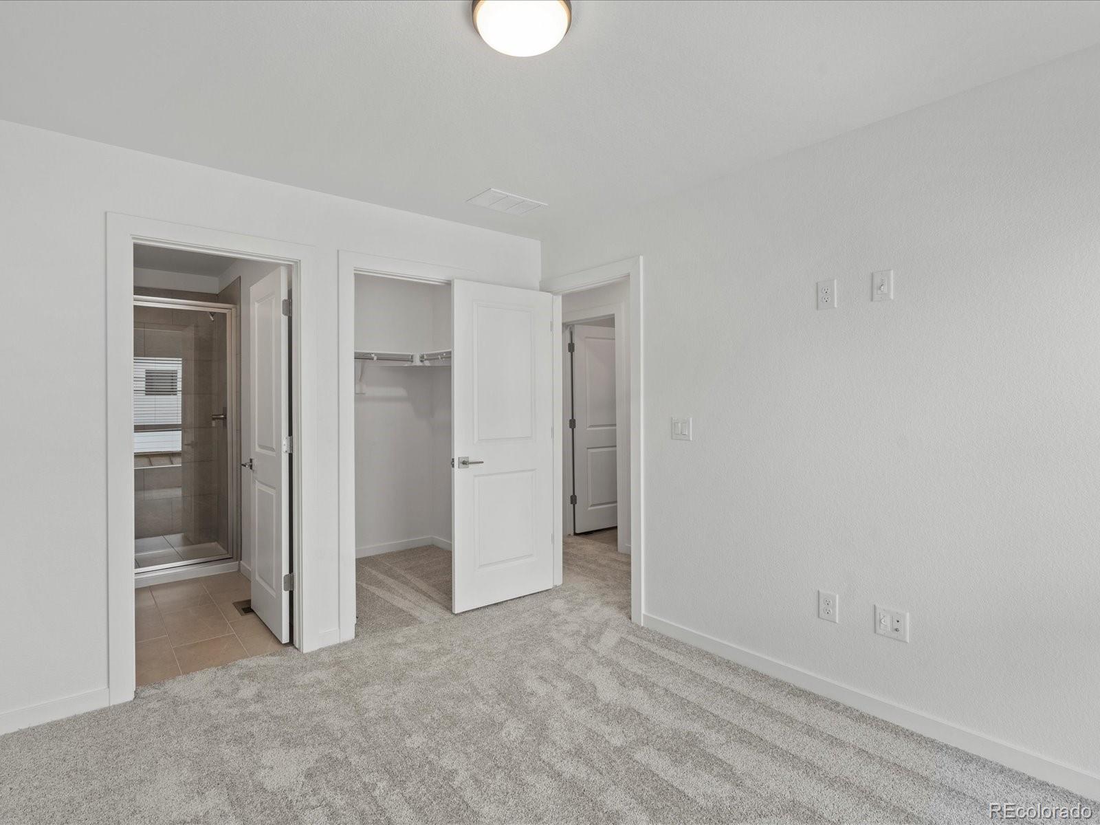 MLS Image #18 for 2060 s holly street 2,denver, Colorado