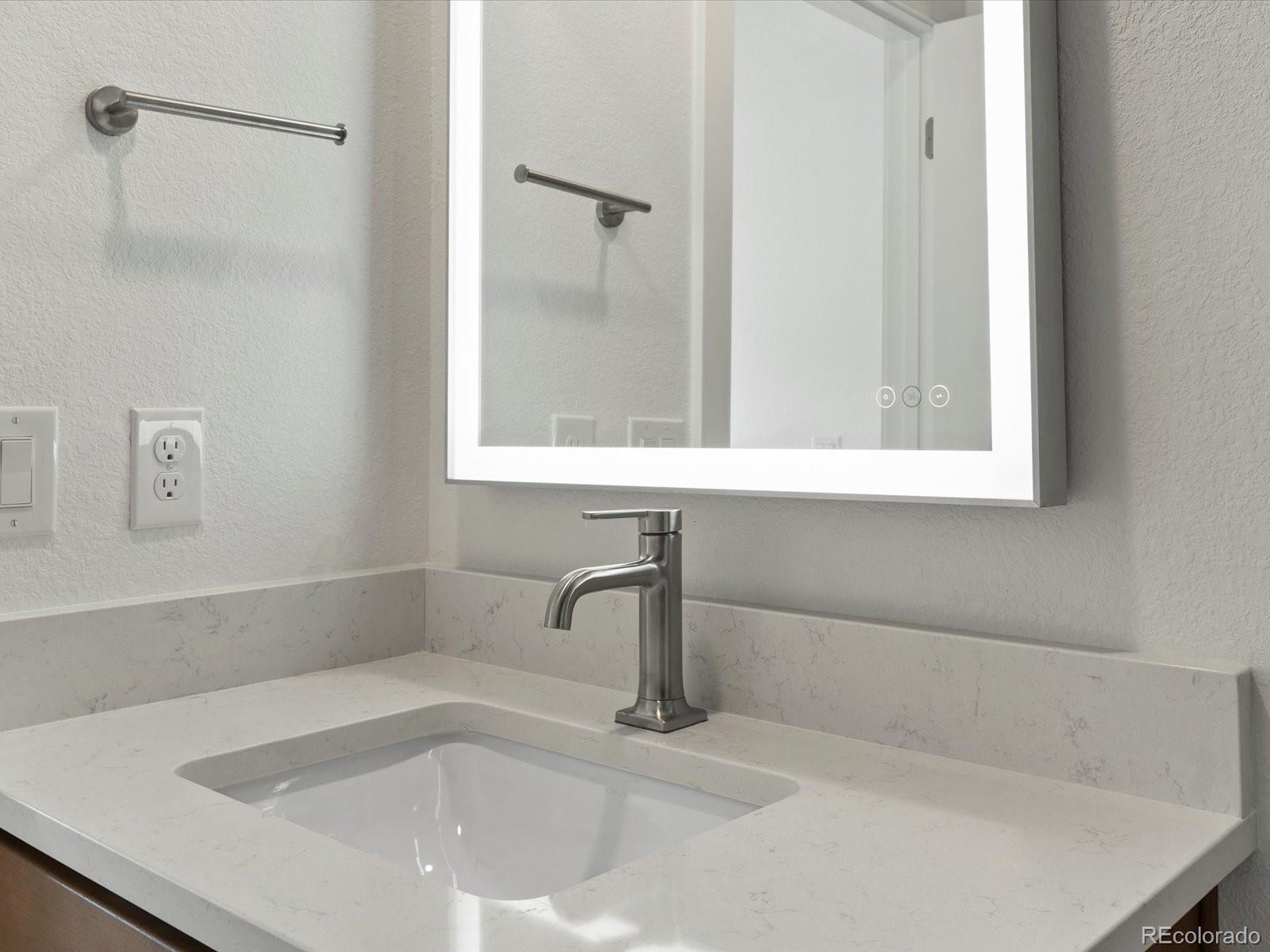 MLS Image #20 for 2060 s holly street 2,denver, Colorado