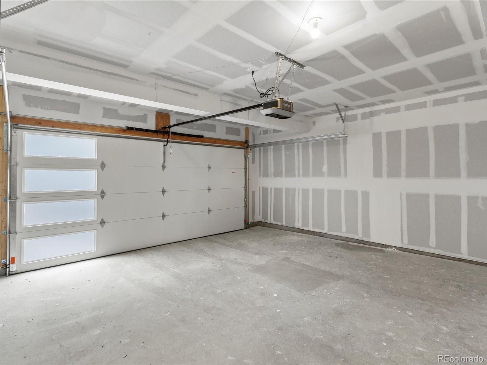 MLS Image #26 for 2060 s holly street 2,denver, Colorado
