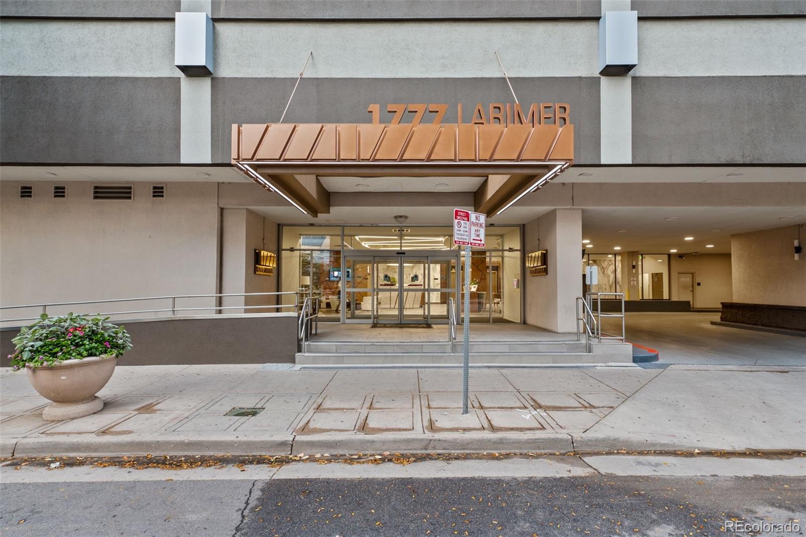 MLS Image #2 for 1777  larimer street 1410,denver, Colorado