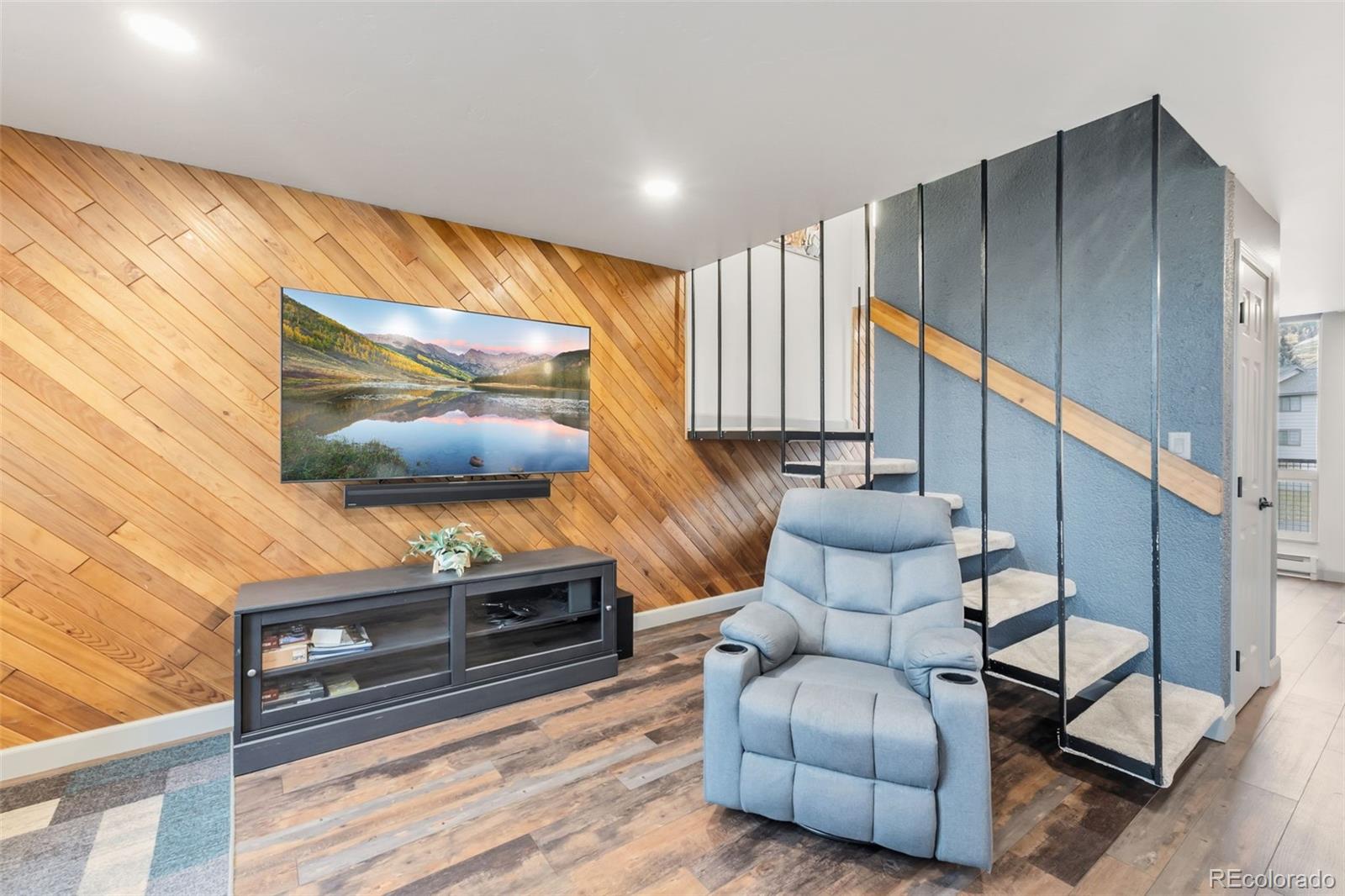 MLS Image #3 for 490  straight creek drive,dillon, Colorado
