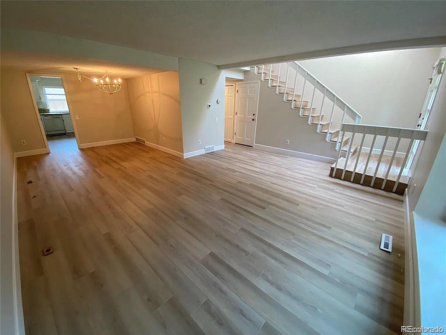 MLS Image #6 for 8328 e phillips place,centennial, Colorado